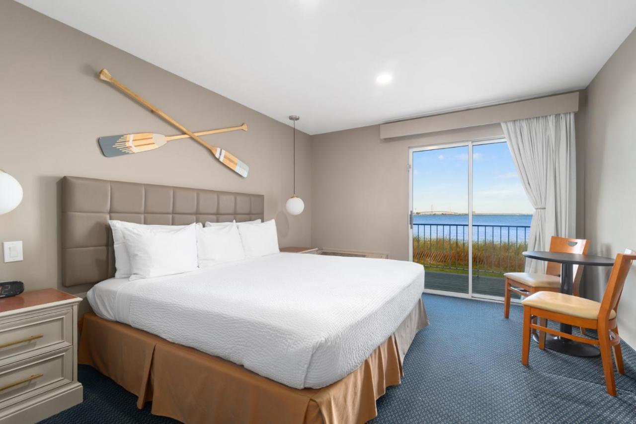מקינאו סיטי Clearwater Lakeshore Motel מראה חיצוני תמונה